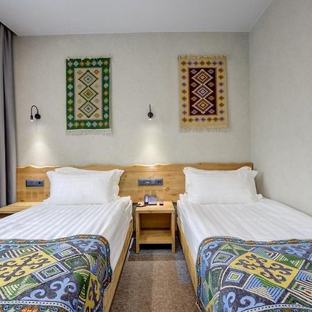 My Hotel Bisjkek Buitenkant foto